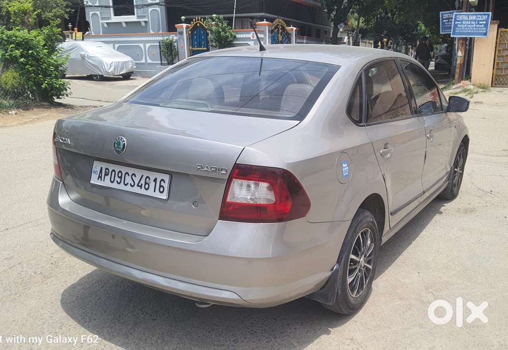 Skoda Rapid 1.6 Mpi Ambition, 2013, Diesel