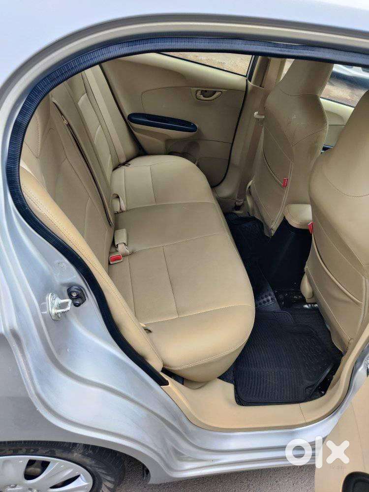 Mahindra Tuv 300 T8, 2016, Diesel