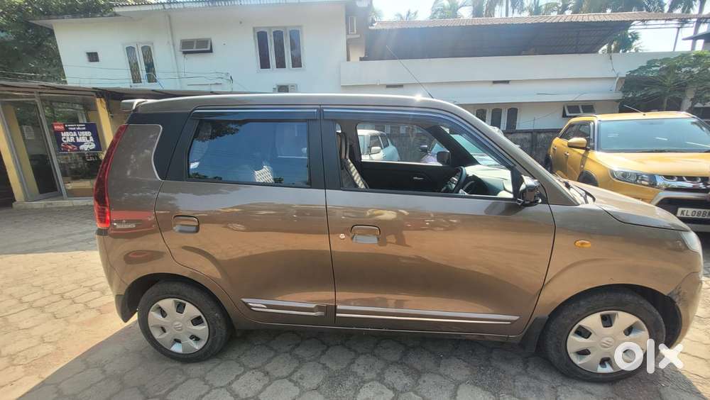 Maruti Suzuki Wagon R Zxi, 2022, Petrol