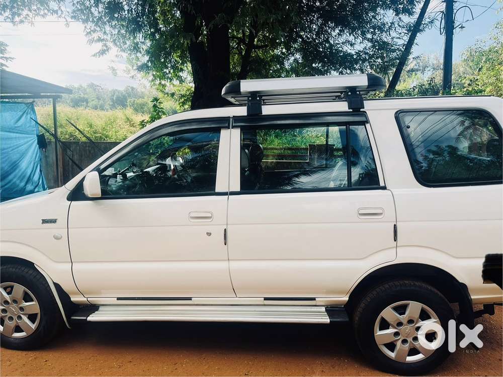 Chevrolet Tavera Neo 2014 Diesel Well Maintained
