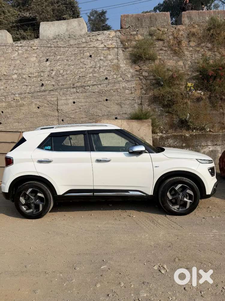 Hyundai Venue 1.0 Turbo Gdi Dct Sx+ (top Variant)