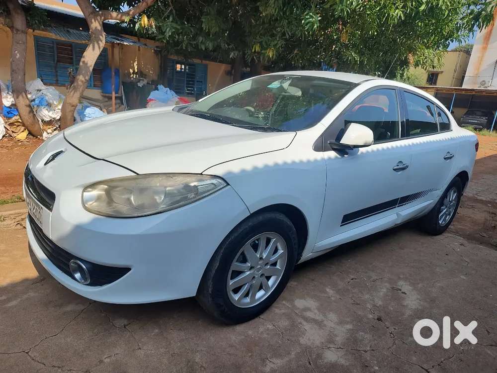 Renault Fluence 2025 Diesel 98000 Km Driven Full Option Cruze Controll