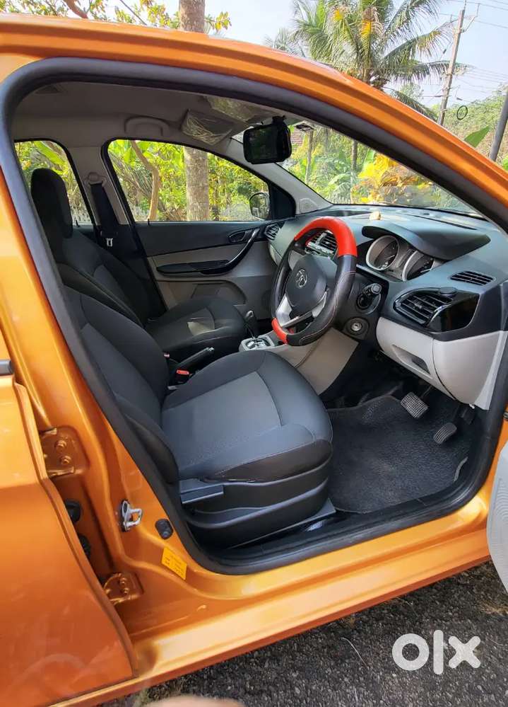 Tata Tiago Xta Automatic