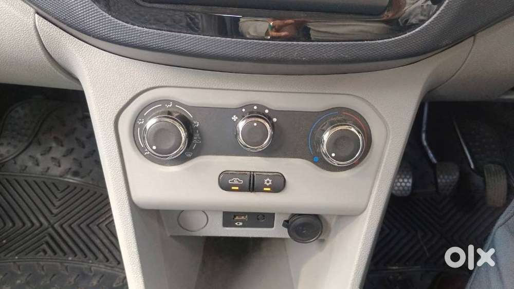 Tata Tiago 1.05 Revotorq Xt, 2022, Petrol