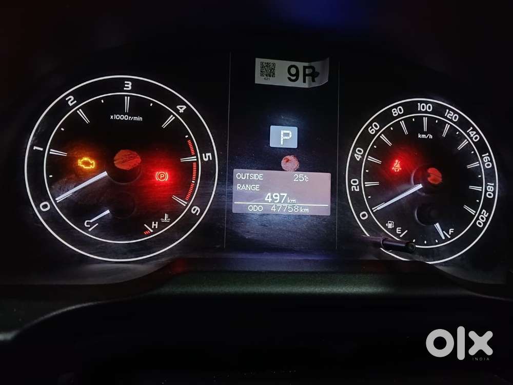 Innova Crysta 2.4 G At