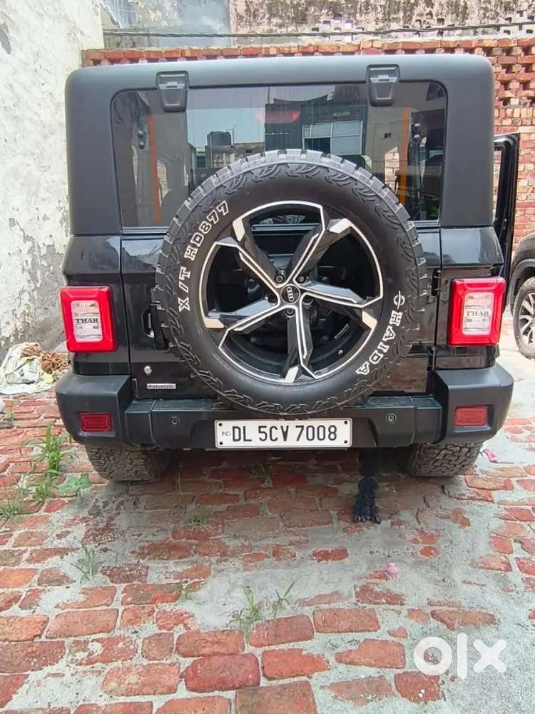 Mahindra Thar Petrol 2023