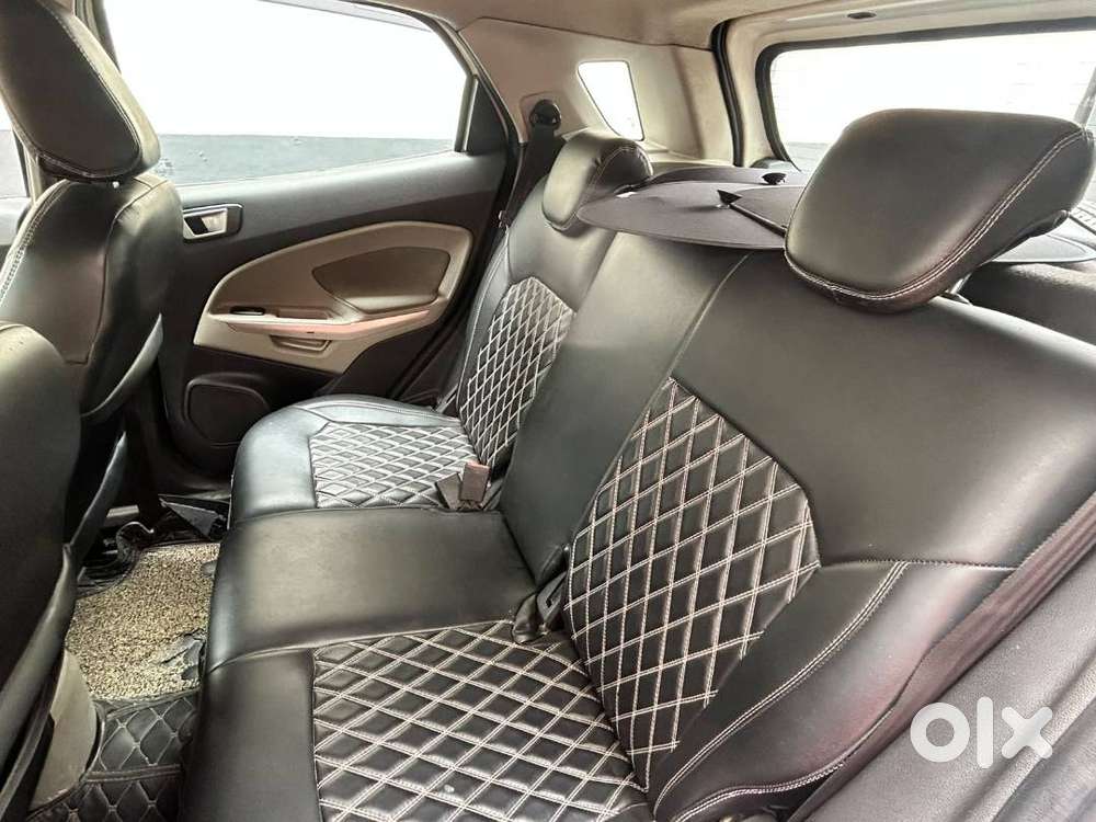 Ford EcoSport Titanium (1.5L TDCi Diesel, Manual)