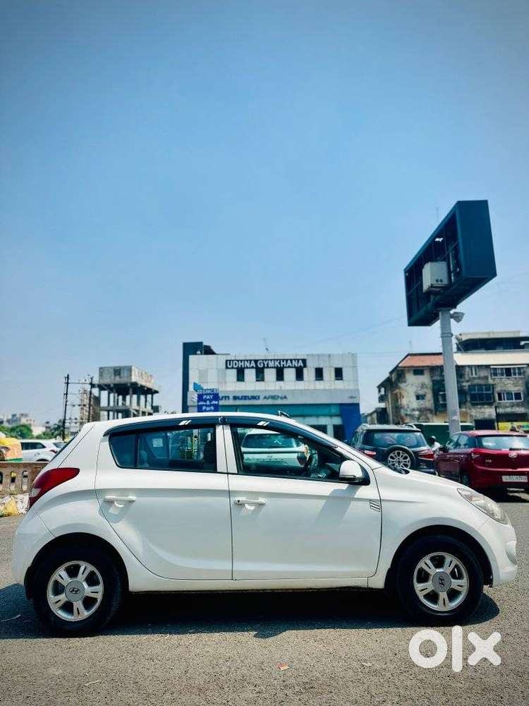 Hyundai I20 1.2 Asta, 2010, Cng & Hybrids