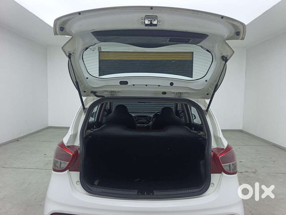 Hyundai Grand I10 [2017-2020] 1.2 Kappa Vtvt Sportz At, 2018, Petrol