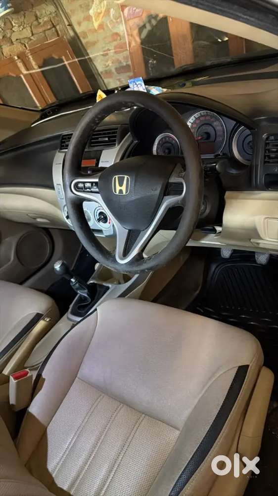 Honda Amaze 2011 Petrol