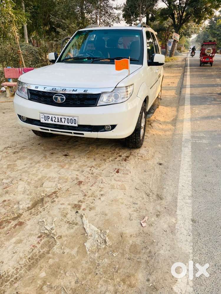 Tata Safari Storme 2016 Diesel Manual Year