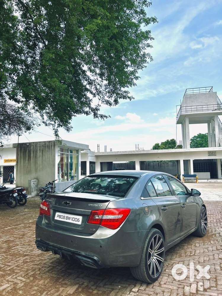 Chevrolet Cruze 2011 Diesel Good Condition