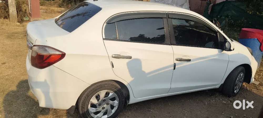Honda Amaze 2016