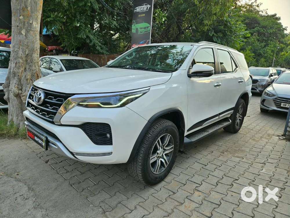 Toyota Fortuner [2021-ongoing] 2.8 2wd Diesel At, 2023, Diesel