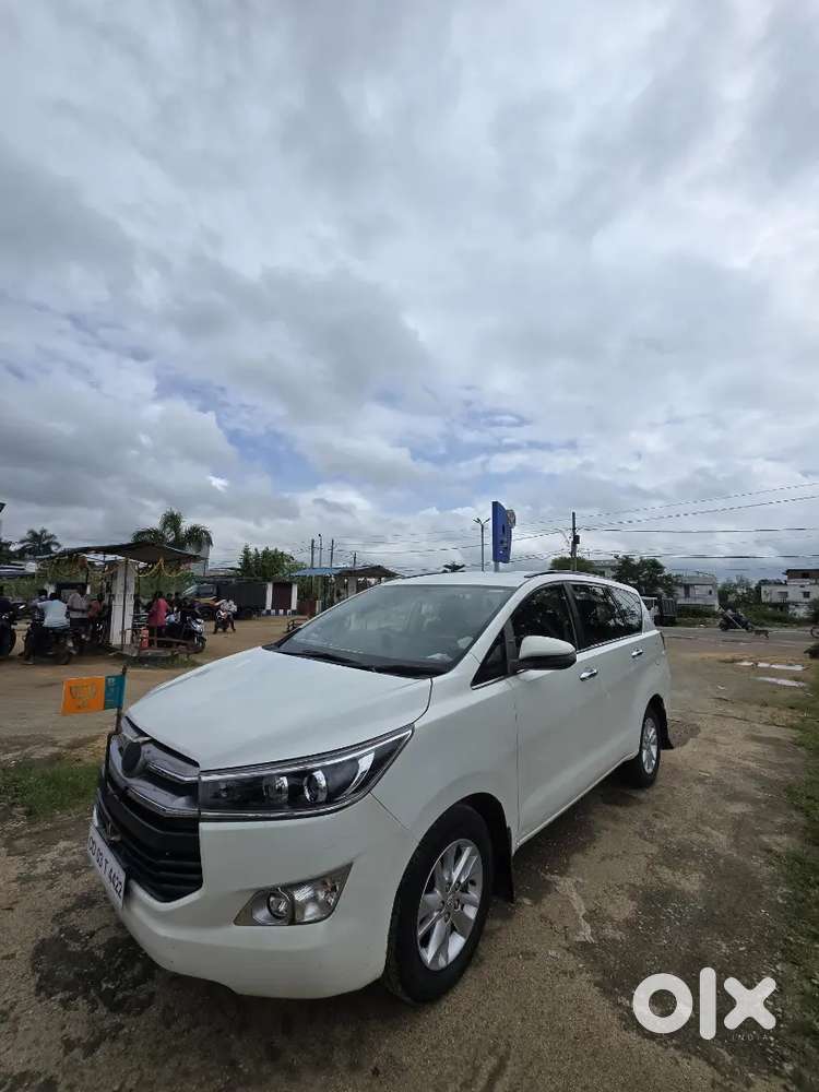 Toyota Innova Crysta 2016 Diesel Mt