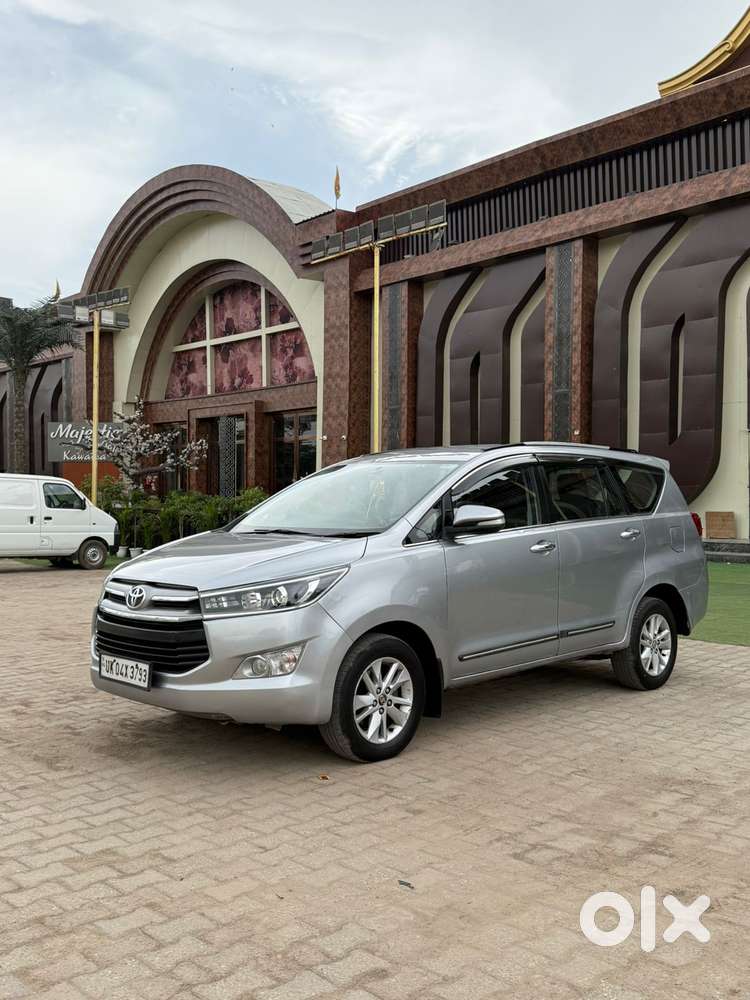 Toyota Innova Crysta 2.4 V, 2017, Diesel