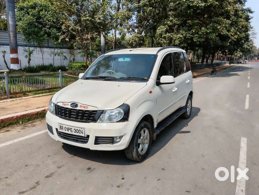 Mahindra Quanto C8 Top Model 2014