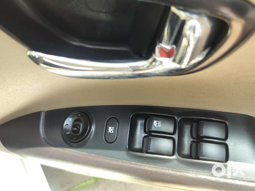 Hyundai I10 [2010-2017] 1.2 Sportz At, 2012, Petrol