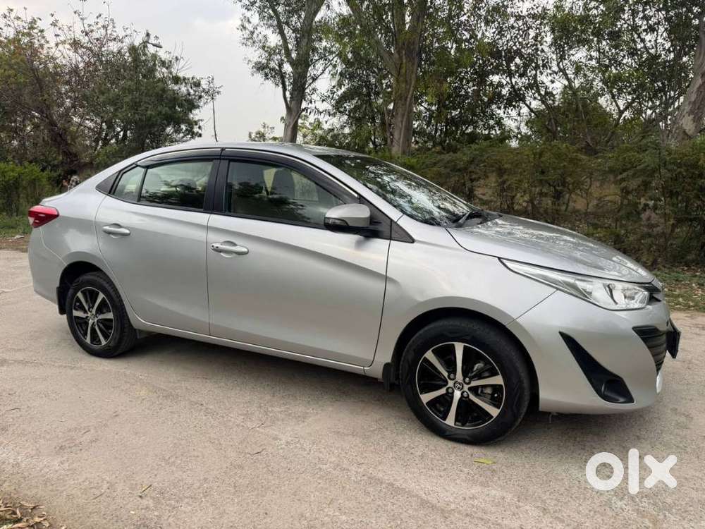 Toyota Yaris G Cvt, 2021, Petrol