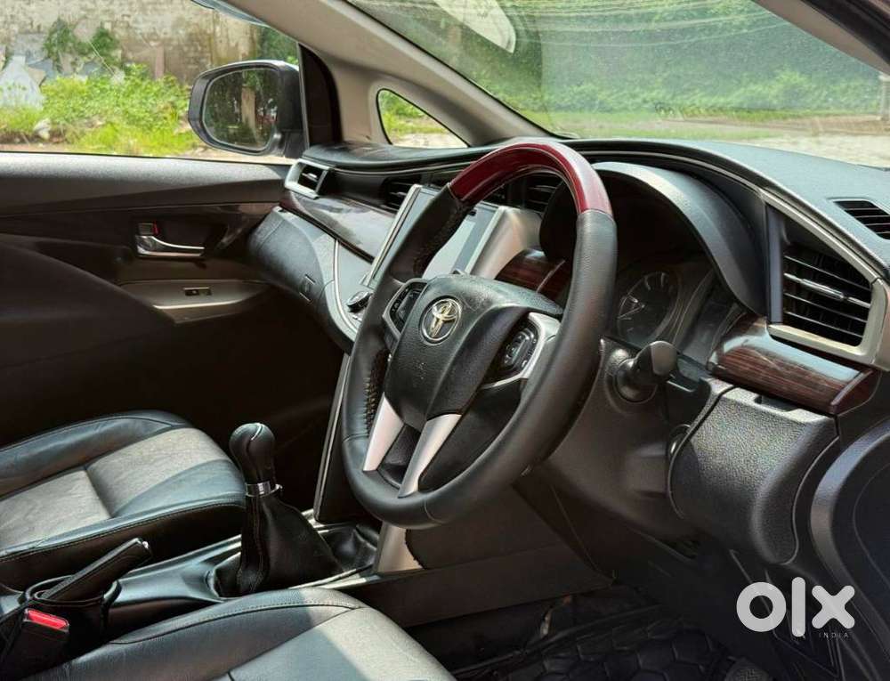Toyota Innova Crysta 2.4 Zx Mt, 2017, Diesel