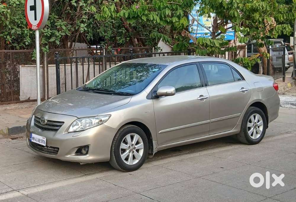 Toyota Corolla Altis 2010-2013 Vl, 2010, Petrol