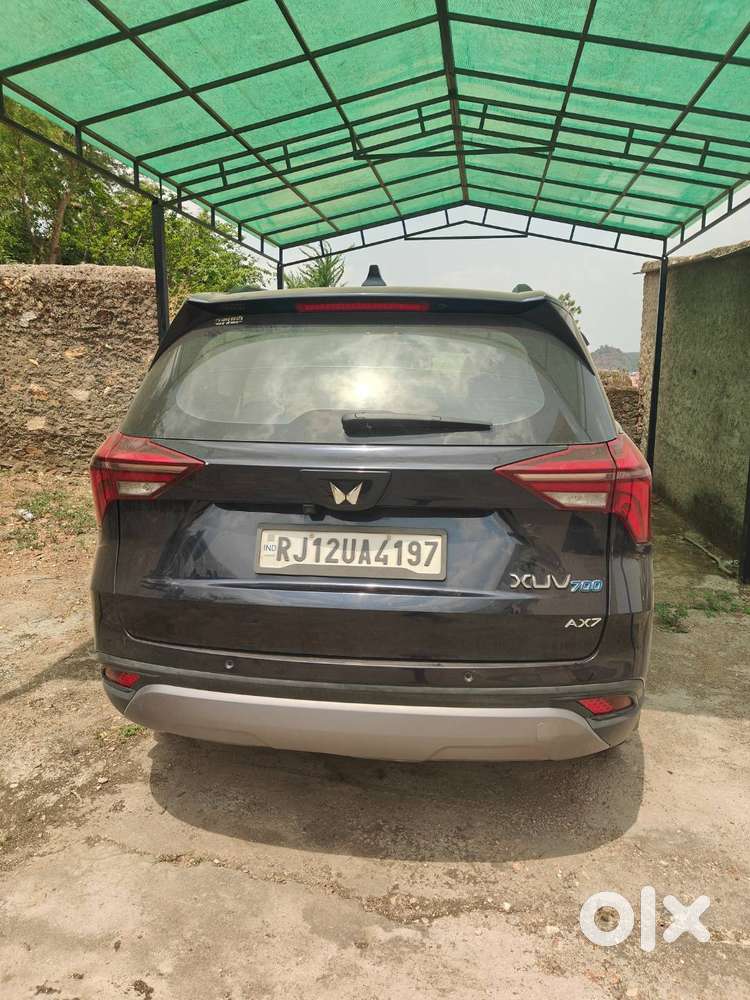 Xuv700 Ax7 7 Seater