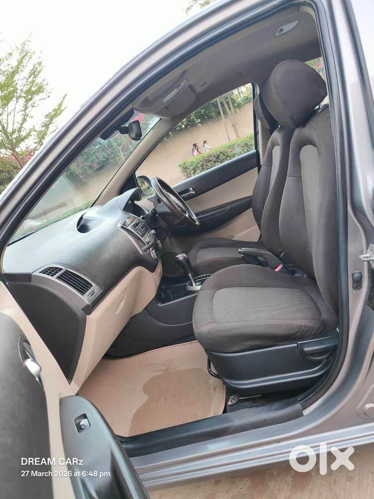 Hyundai I20 2012-2014 Sportz At 1.4, 2013, Cng & Hybrids