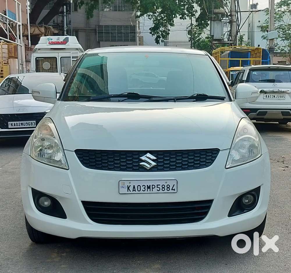Maruti Suzuki Swift Vxi + Manual, 2011, Petrol