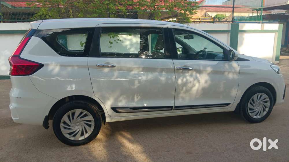 Maruti Suzuki Ertiga 1.5 Vxi, 2023, Cng & Hybrids