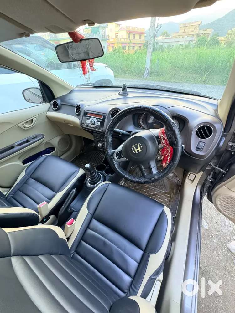 Honda Brio Petrol Manual 2013 Variant