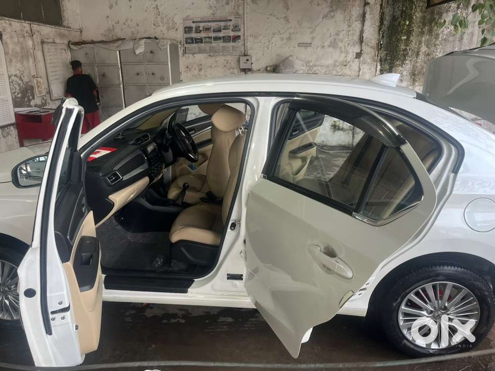 Honda Amaze 2022 Petrol Well Maintained