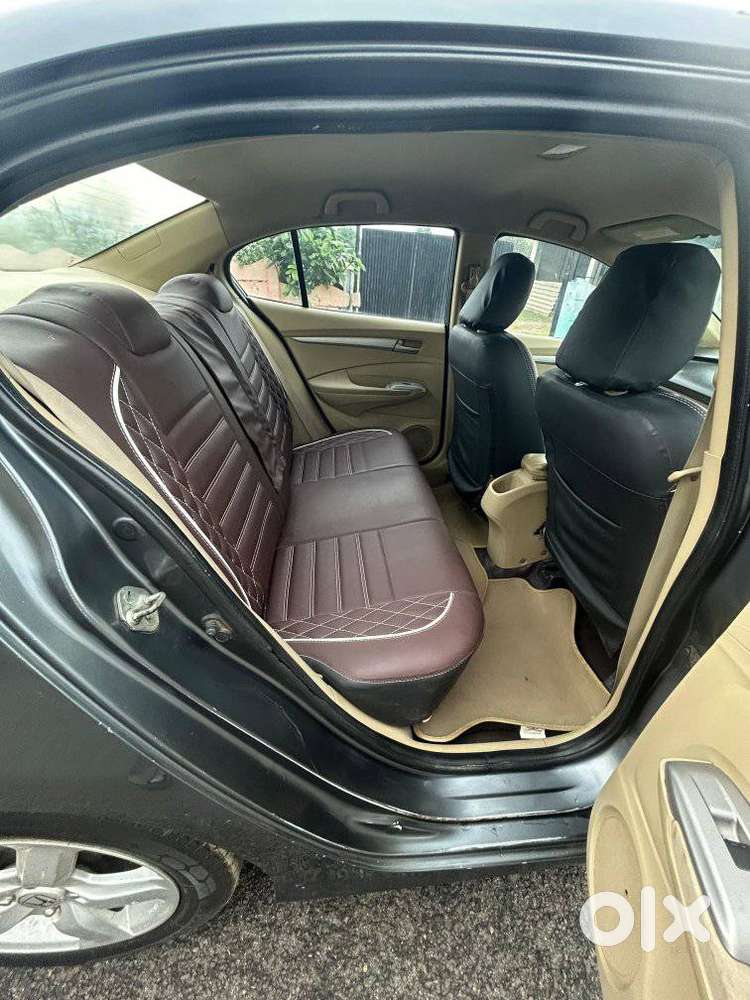 Honda City V Mt Exclusive, 2010, Petrol