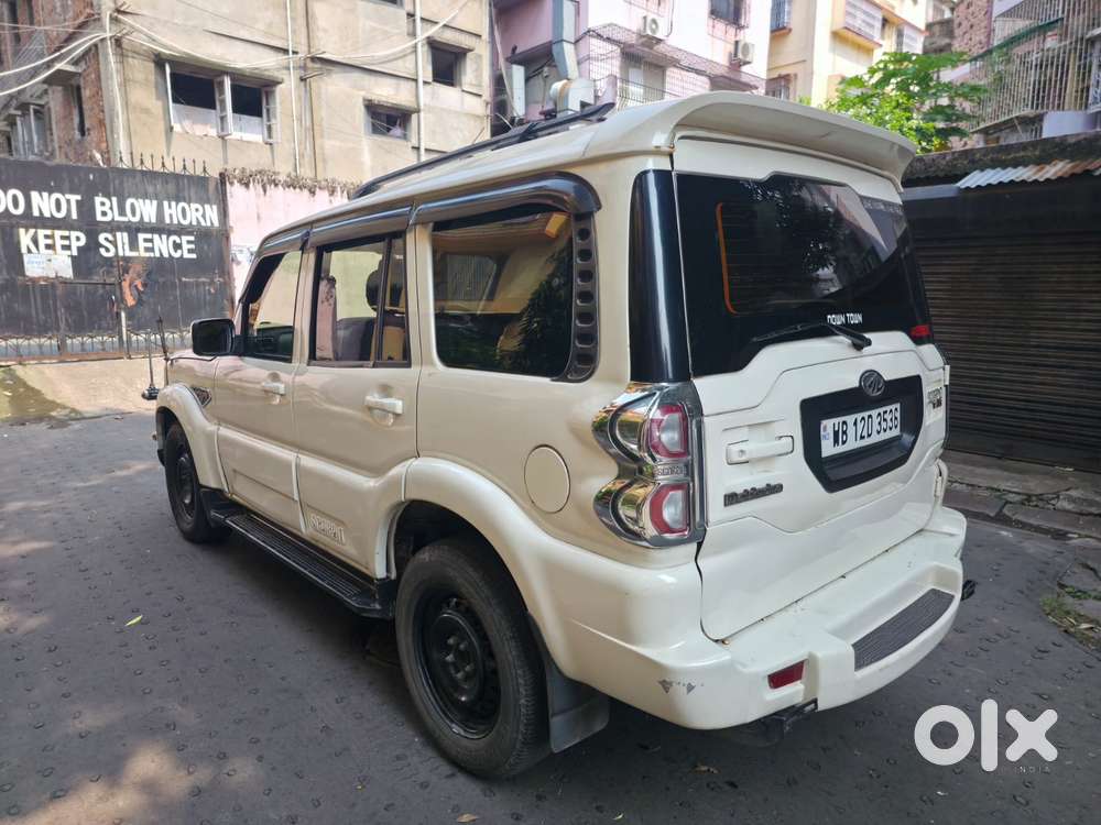 Mahindra Scorpio S6 Plus, 2015, Diesel