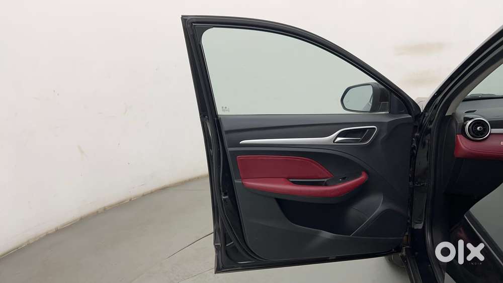Mg Astor 1.3 Savvy Turbo At S Red, 2022, Petrol