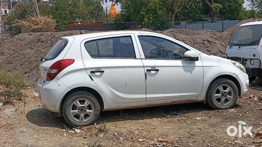 Hyundai I20 2011 Petrol 125000 Km Driven