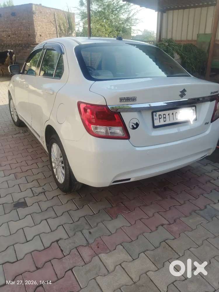 Maruti Suzuki Swift Dzire 2017 Petrol 72000 Km Driven