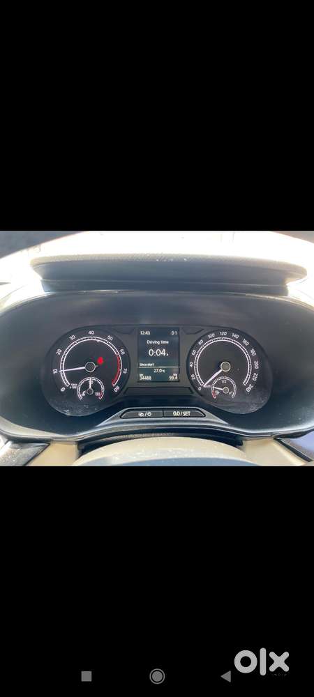 Skoda Slavia 1.0 Ambition Tsi At, 2023, Petrol