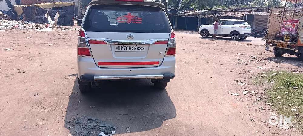Toyota Innova 2012 Petrol