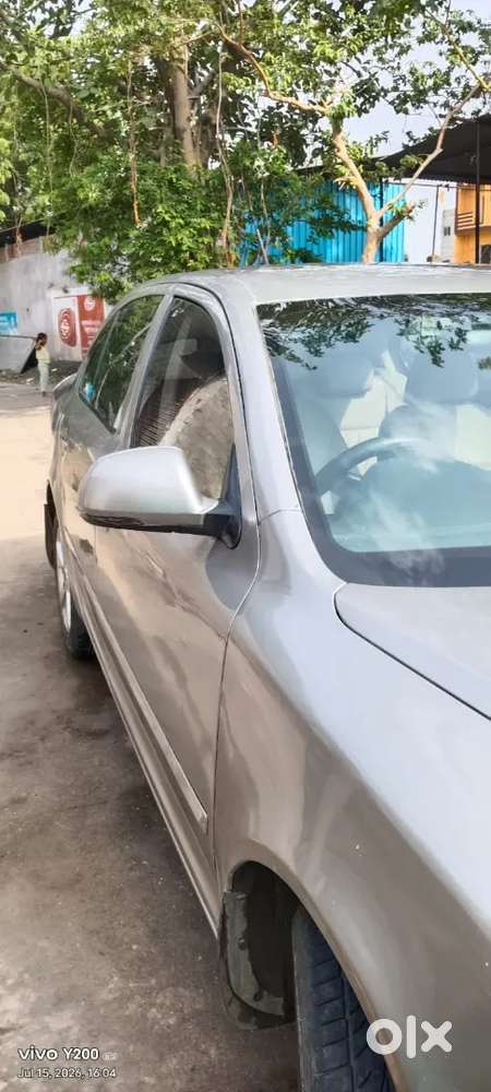 Skoda Laura Elegance 2014 Diesel