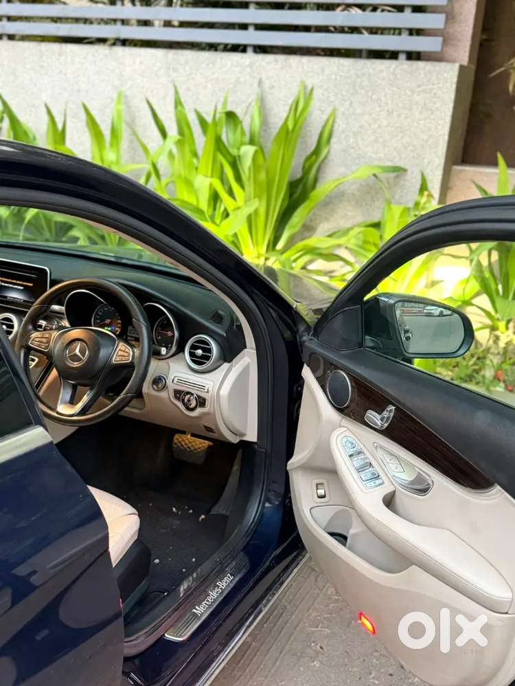 Mercedes Benz C220d Cbu Unit Diesel First Owner