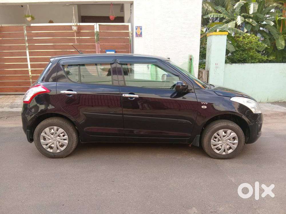 Maruti Suzuki Swift Dzire 1.3 Vxi, 2015, Petrol
