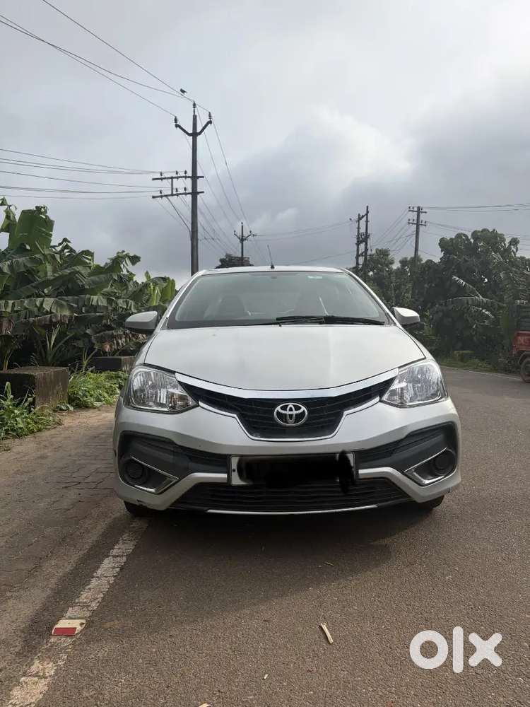 Toyota Etios Cross 2012
