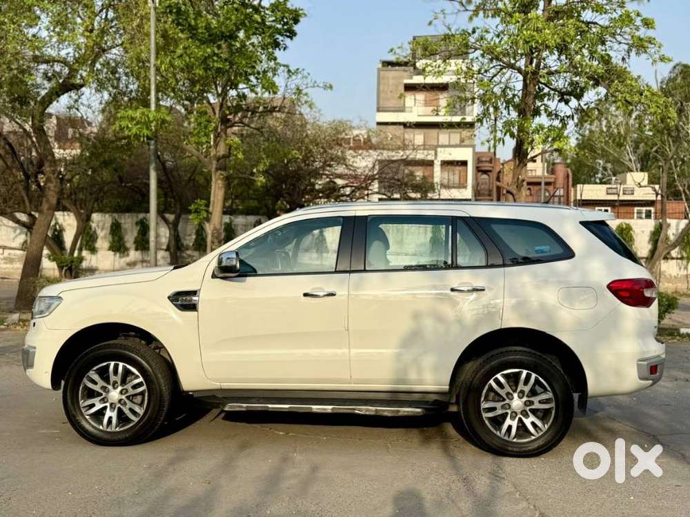 Ford Endeavour 3.2 Titanium At 4x4, 2017, Diesel
