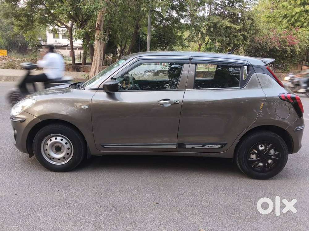 Maruti Suzuki Swift Lxi Optional-o, 2022, Petrol