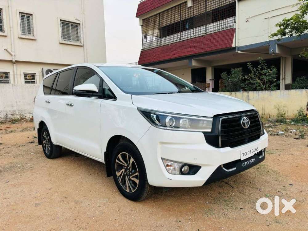 Toyota Innova Crysta 2.4 V 7 Str, 2023, Diesel