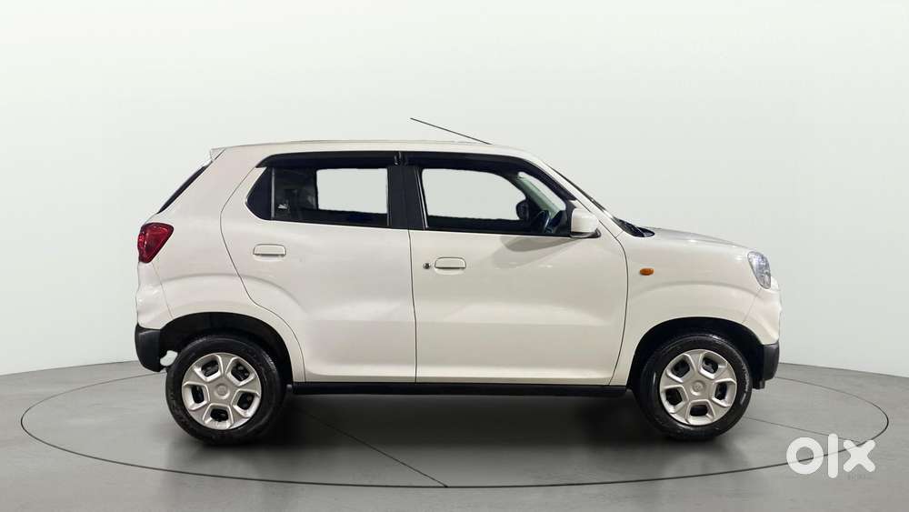 Maruti Suzuki S-presso Vxi Plus, 2023, Petrol