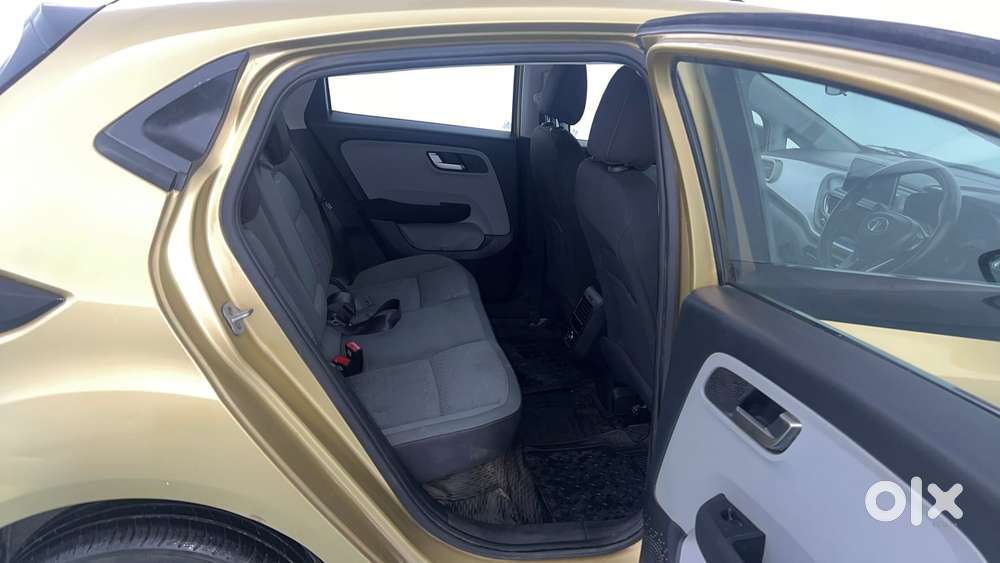Tata Altroz 1.2 Xz (o), 2020, Petrol