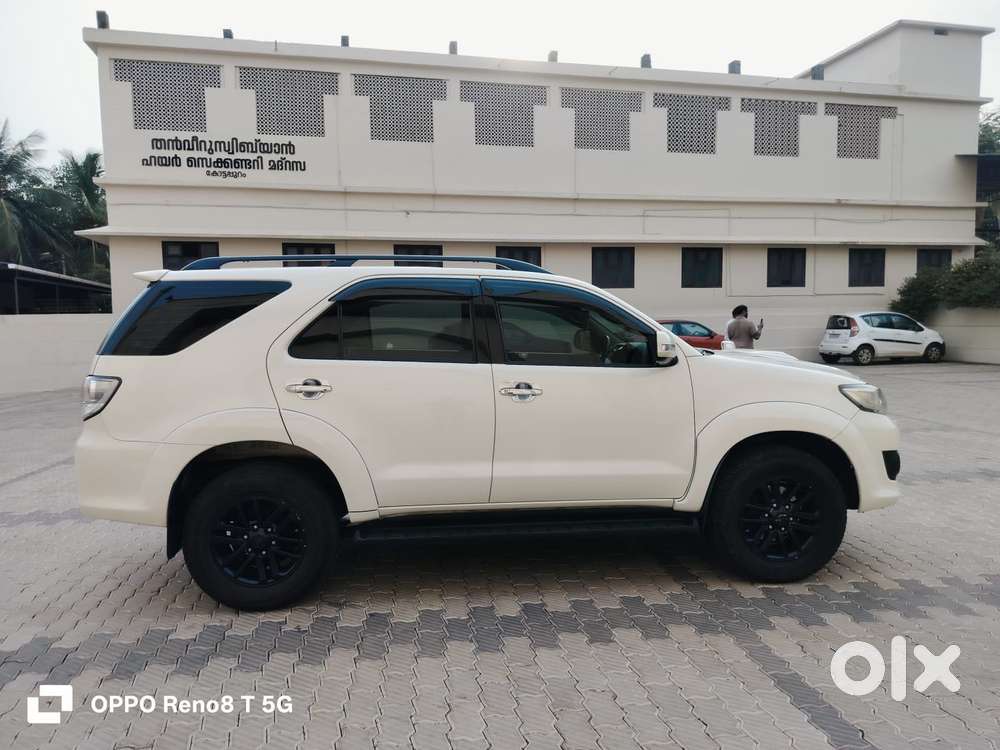 Toyota Fortuner 3.0 4x2 Automatic, 2013, Diesel