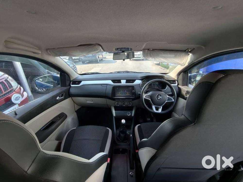 Renault Triber Rxz, 2020, Petrol