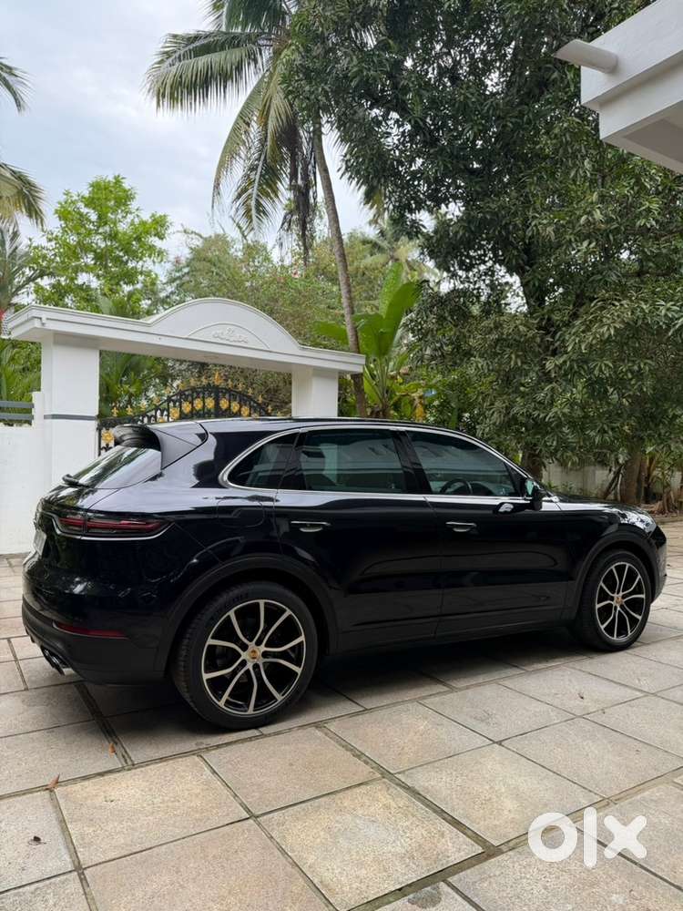 2019 Porsche Cayenne Fully Loaded With Warranty